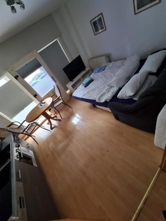 Zentrale 2 Zimmer Eg Wohnung Mit Balkon Leipzig Extérieur photo